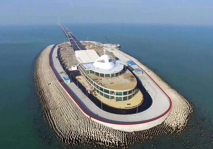 珠海港珠澳大橋人工島